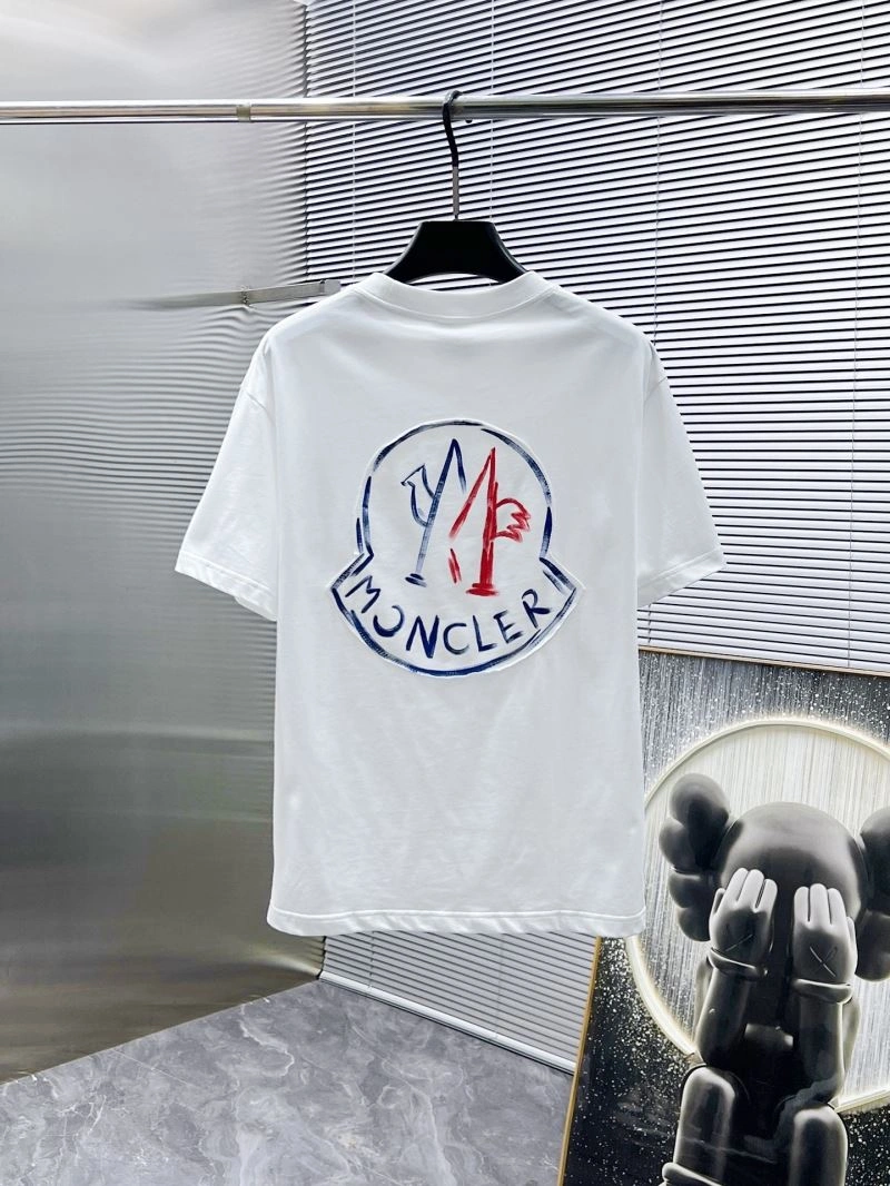 Supportive Moncler T-Shirts 140997
