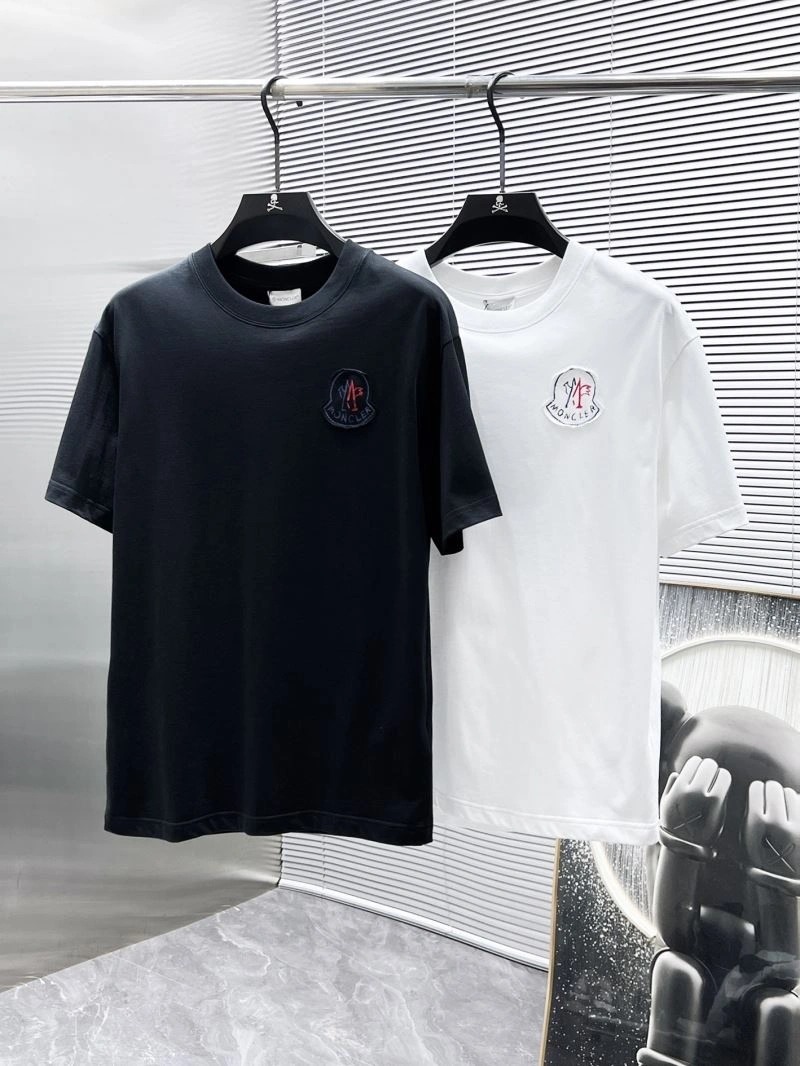 Supportive Moncler T-Shirts 140997