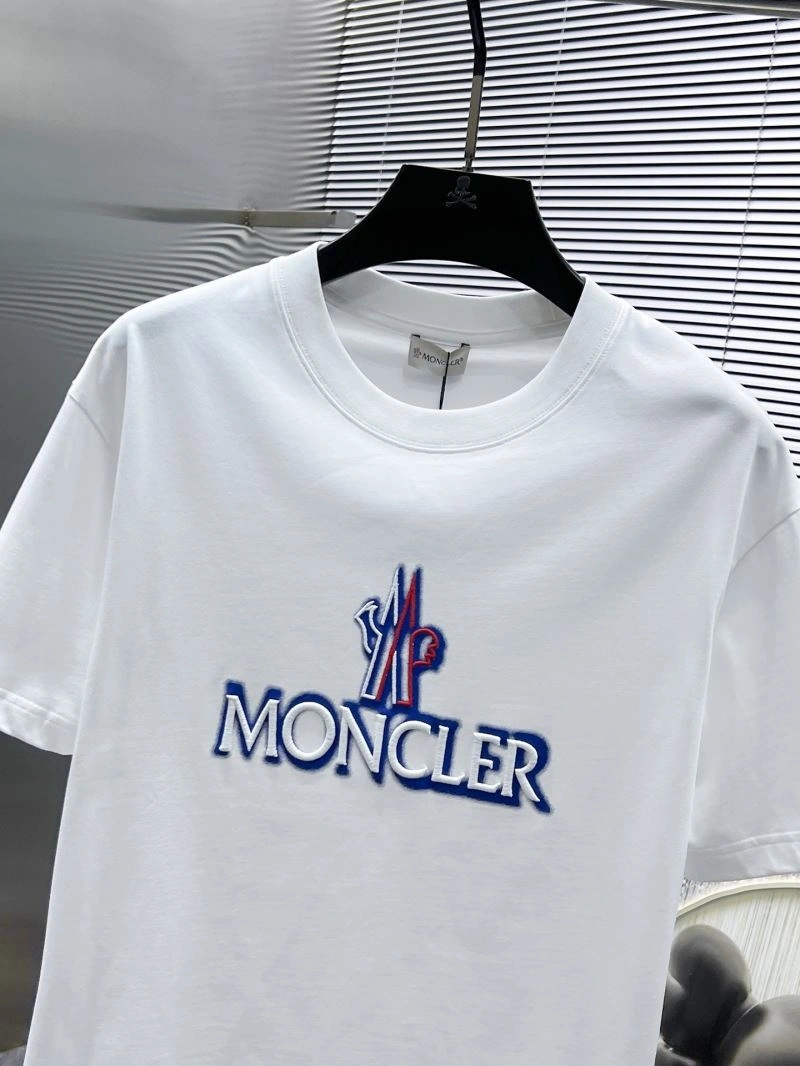 OdorResistant Moncler T-Shirts 140992