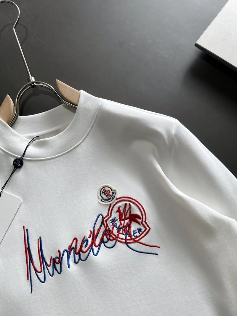 Bright Moncler T-Shirts 140985