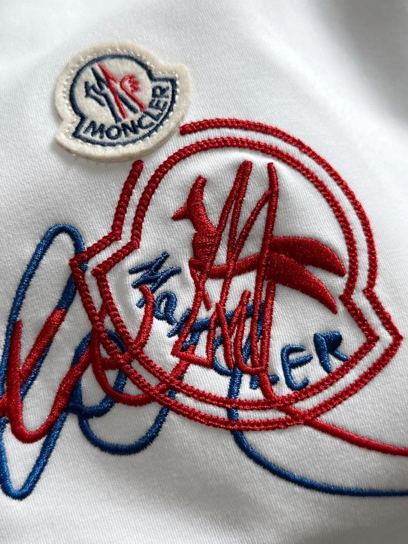 Bright Moncler T-Shirts 140985