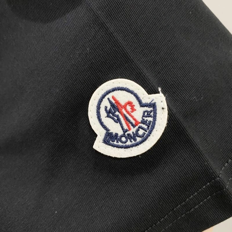 Moncler T-Shirts Trendsetting 140987