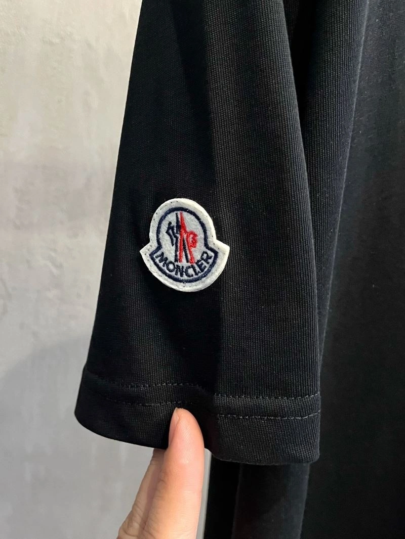 Moncler T-Shirts OdorResistant 140996