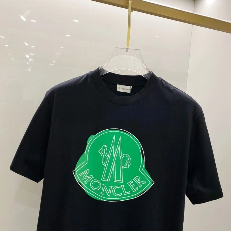 ComfortFit Moncler T-Shirts 140982