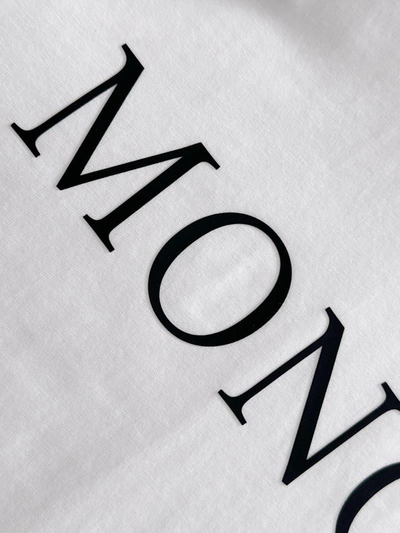 AllSeason Moncler T-Shirts 140981