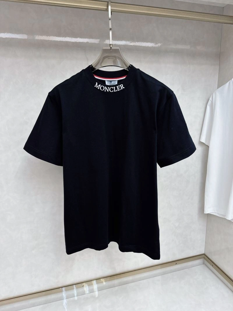 Moncler T-Shirts Lightweight 140986