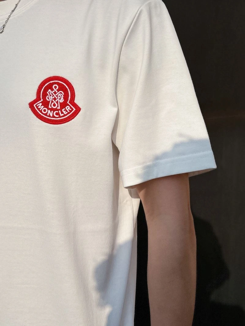 Cozy Moncler T-Shirts 141006