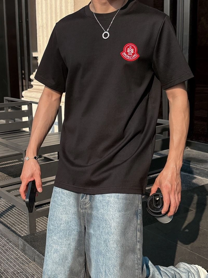 TechFriendly Moncler T-Shirts 141003