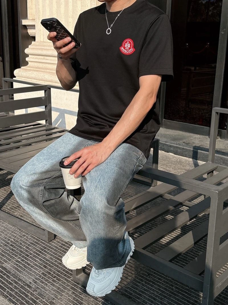 TechFriendly Moncler T-Shirts 141003