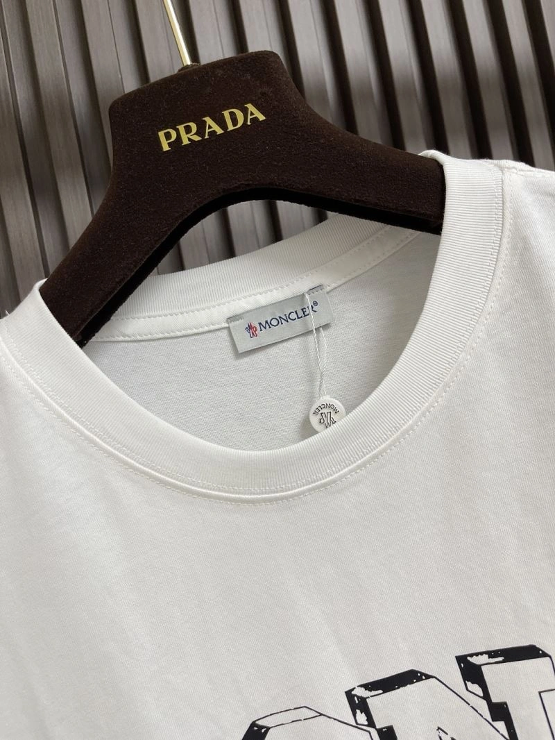 Moncler T-Shirts SoftTouch 140969