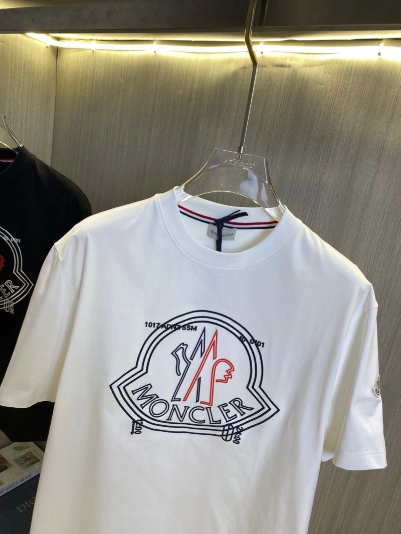 Refined Moncler T-Shirts 140962