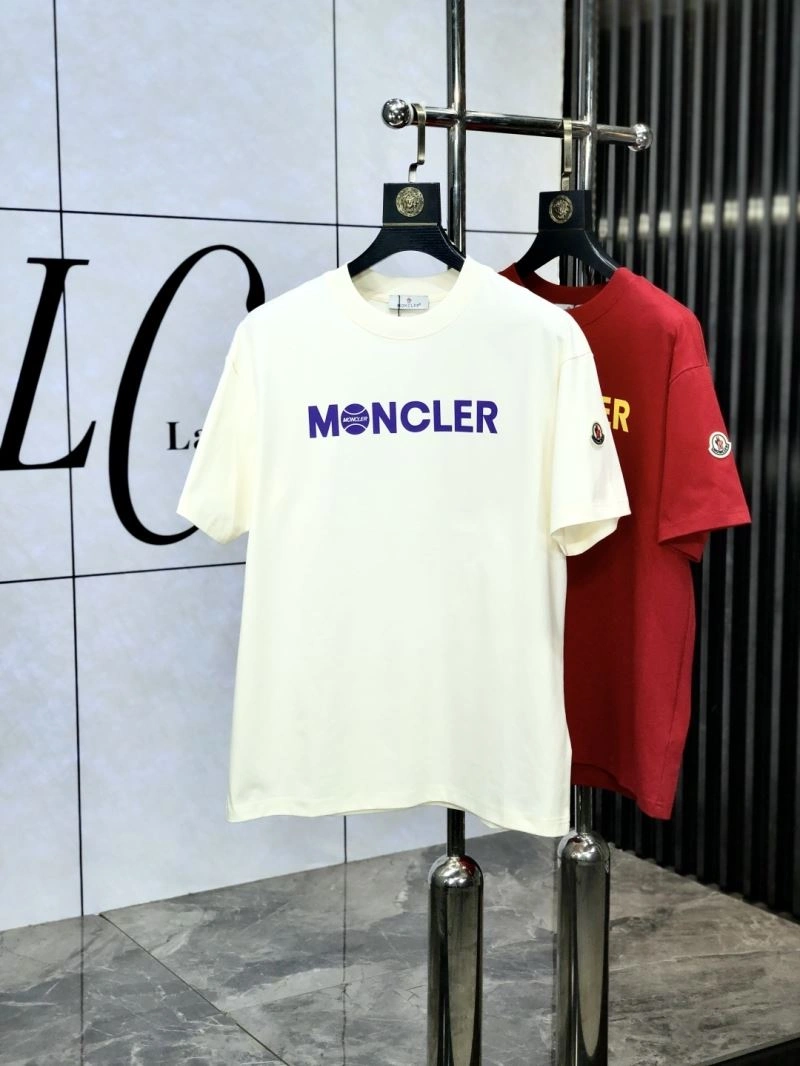 Moncler T-Shirts FlexibleFit 140967