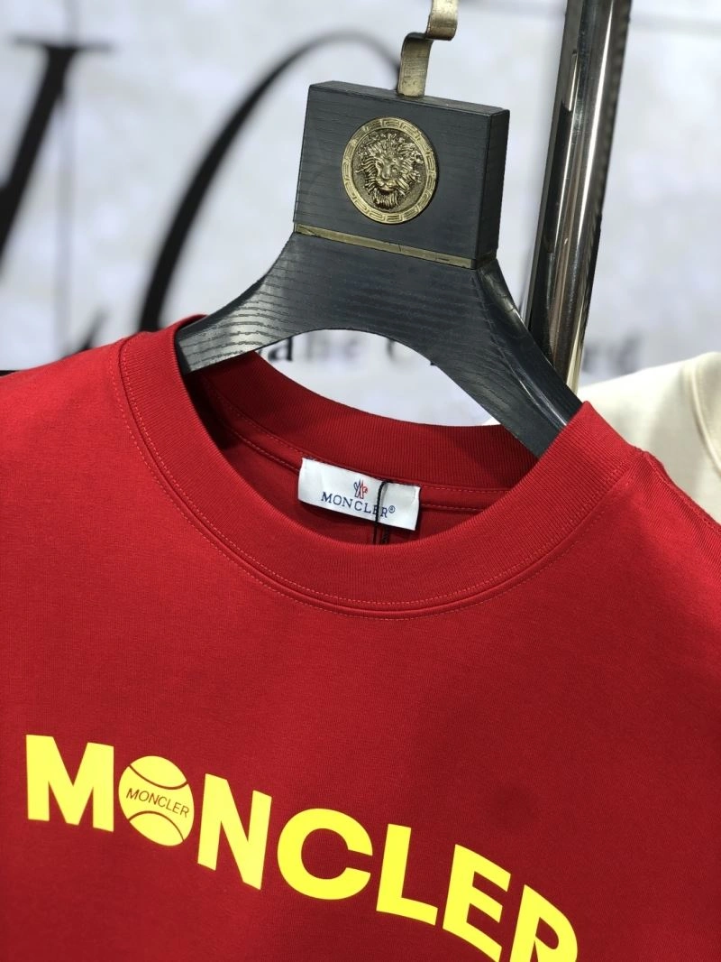 Moncler T-Shirts FlexibleFit 140967