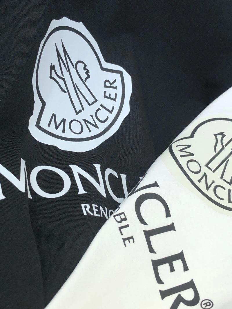Moncler T-Shirts Modern 140964