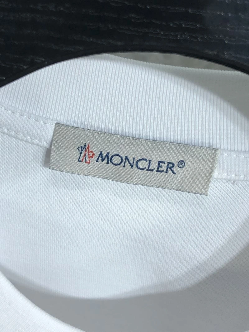 Moncler T-Shirts Tailored 140948