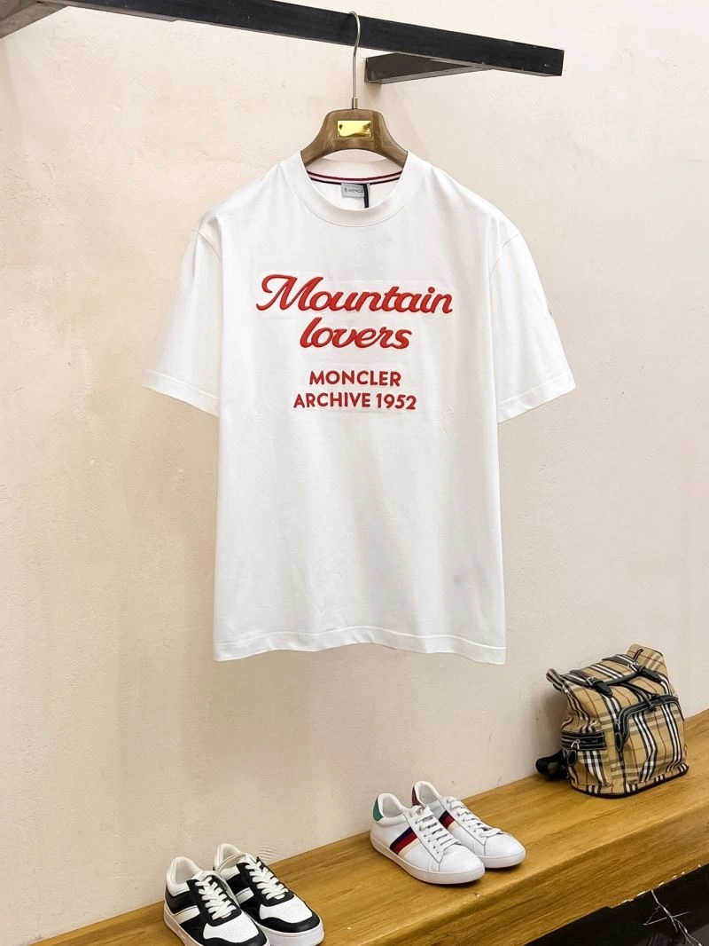 Flexible Moncler T-Shirts 140951