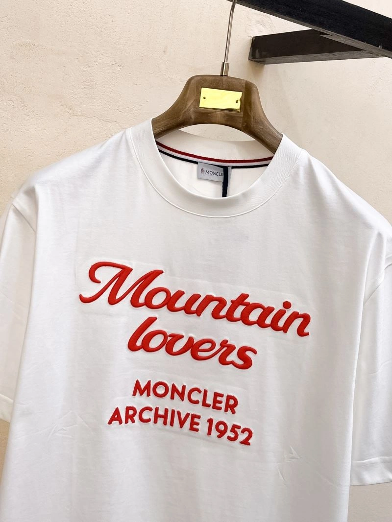 Flexible Moncler T-Shirts 140951