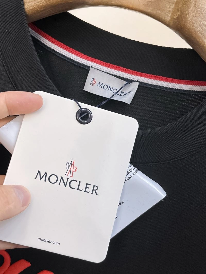 Moncler T-Shirts Reliable 140968