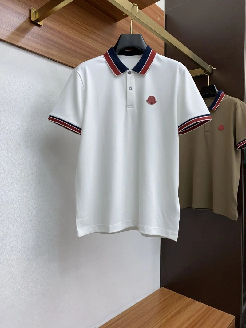 Cozy Moncler T-Shirts 140949