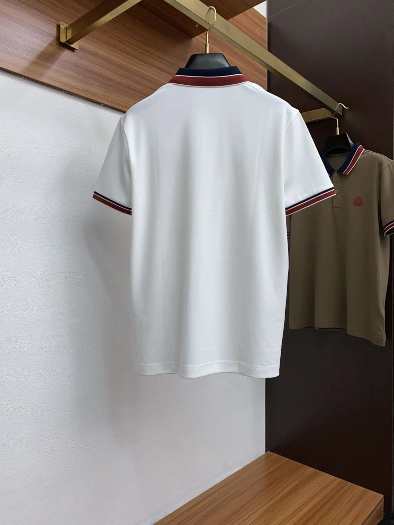 Cozy Moncler T-Shirts 140949