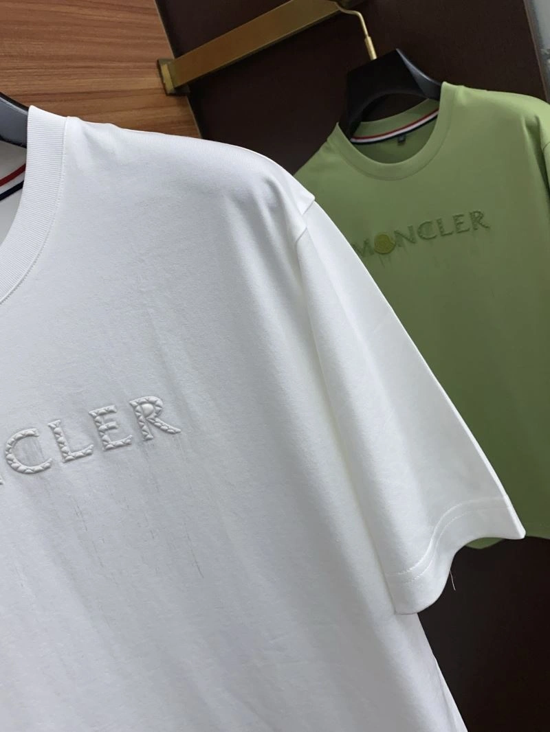 Moncler T-Shirts EasyCare 140957