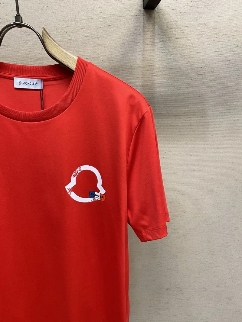 Upgraded Moncler T-Shirts 140938