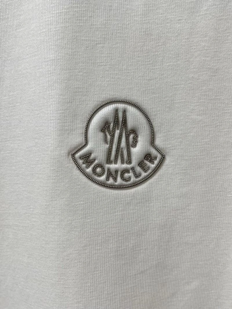 Moncler T-Shirts SoftTouch 140939
