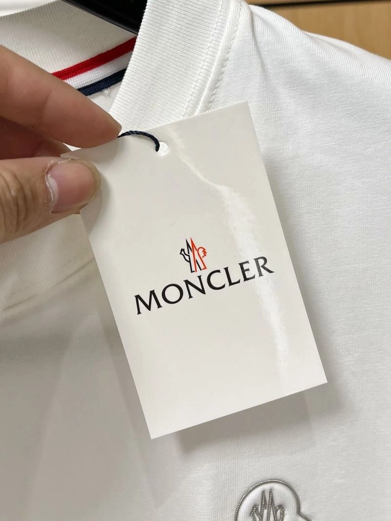 Moncler T-Shirts SoftTouch 140939