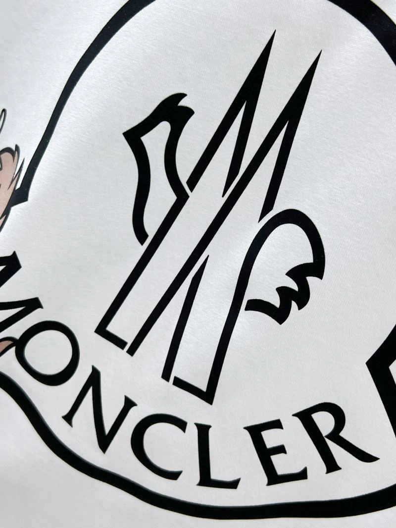Moncler T-Shirts Efficient 140918