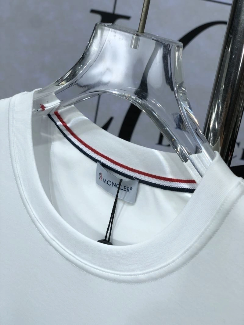 TimelessDesign Moncler T-Shirts 140931