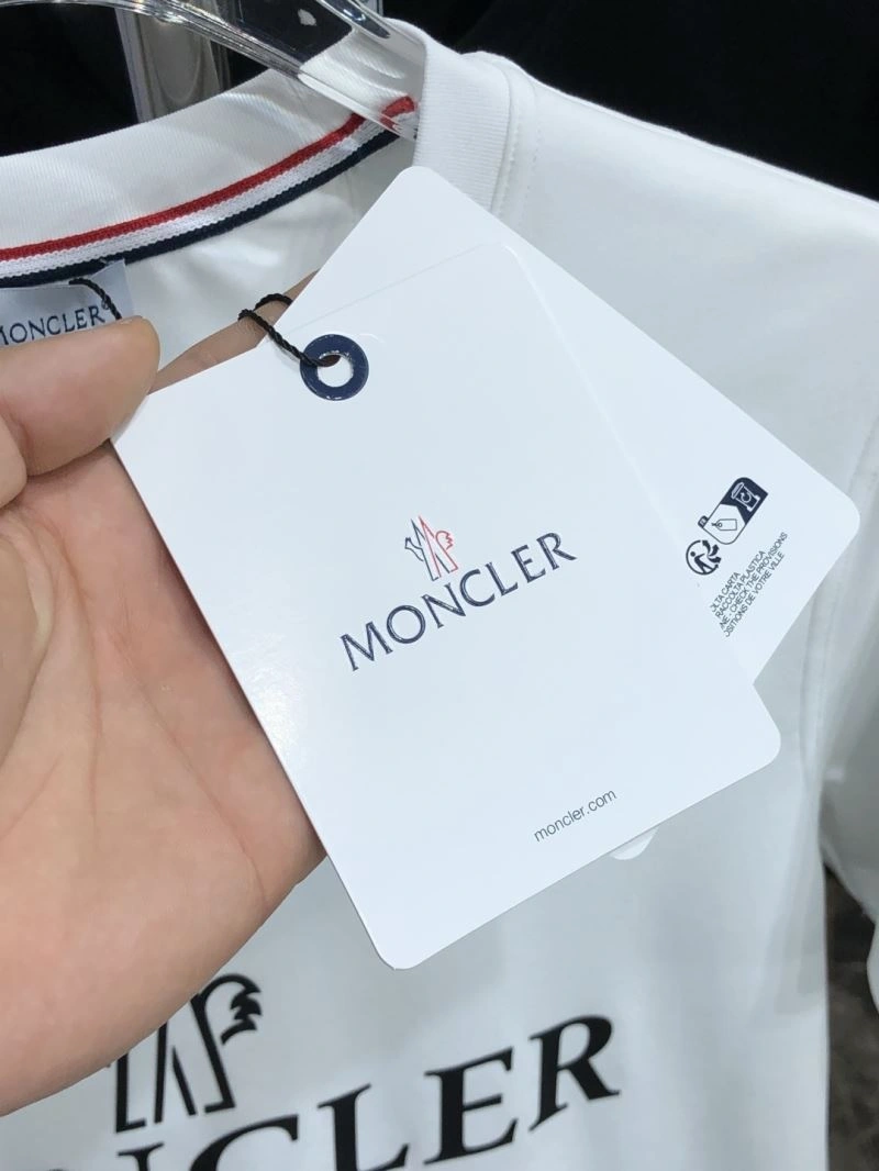 TimelessDesign Moncler T-Shirts 140931
