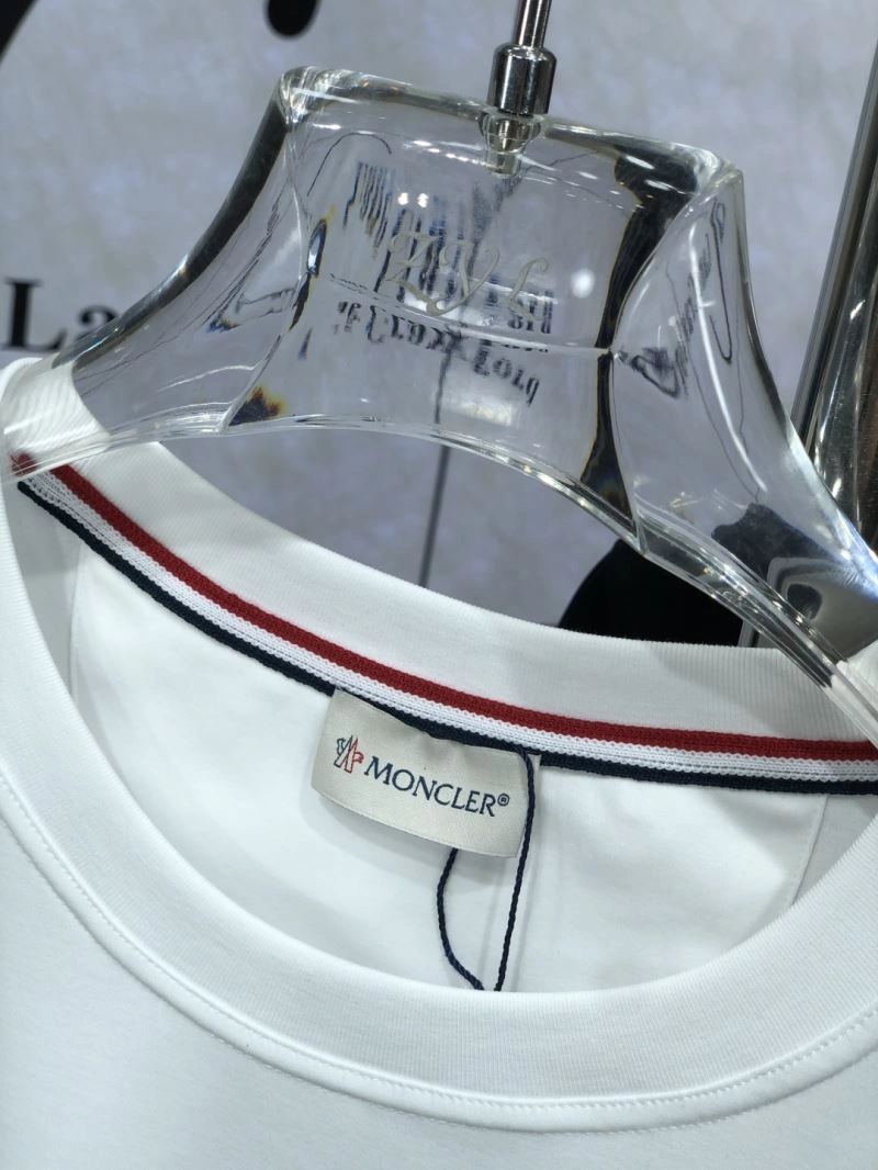 Functional Moncler T-Shirts 140928