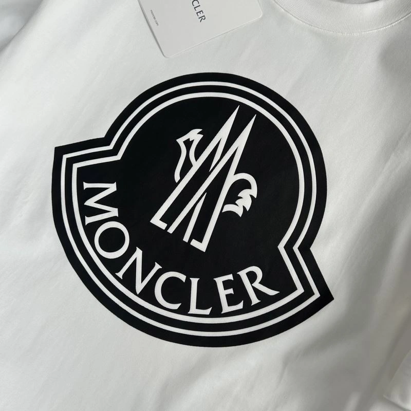 Moncler T-Shirts Comfortable 140930