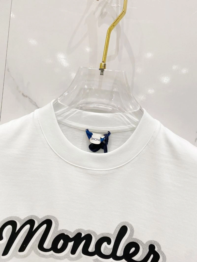 Moncler T-Shirts Timeless 140929