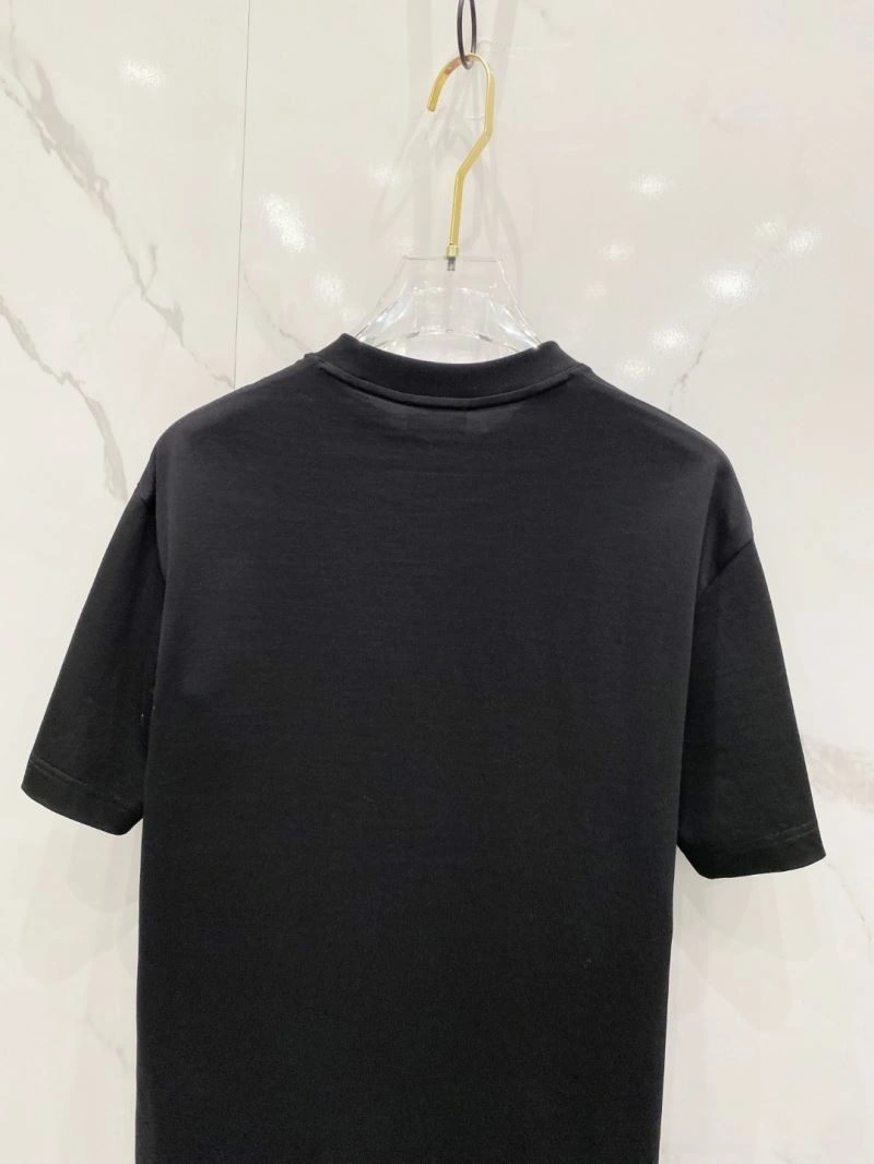 Moncler T-Shirts Snug 140972