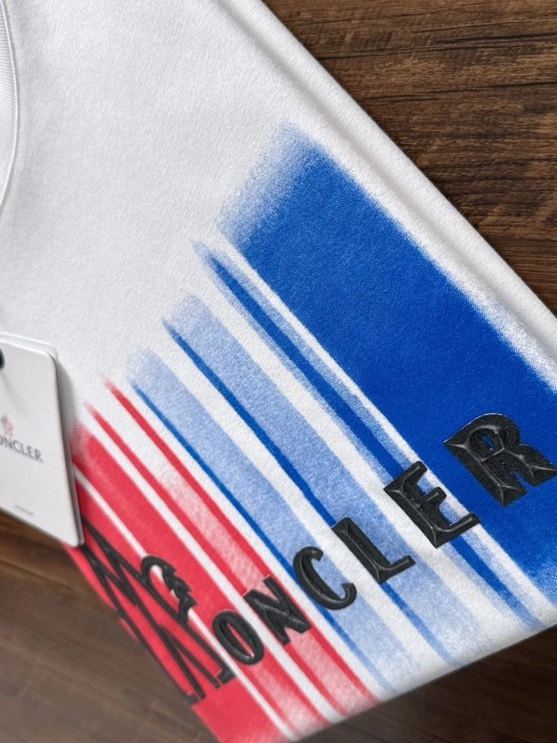 Moncler T-Shirts WeatherProof 140911