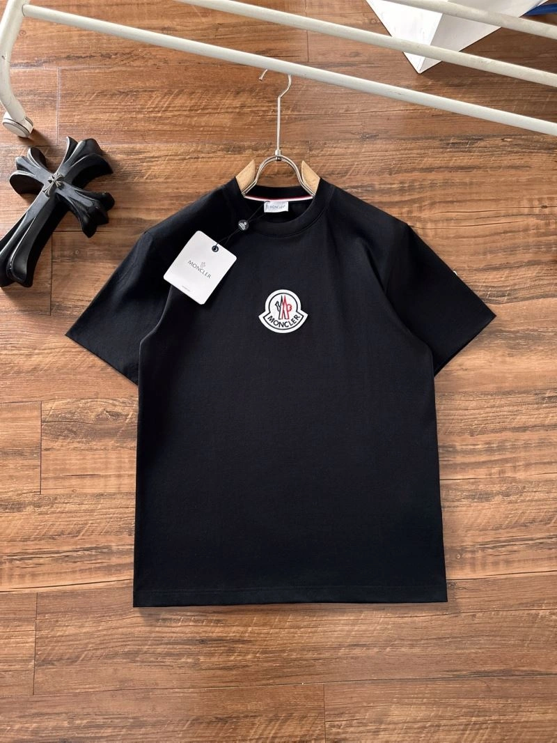 Moncler T-Shirts Minimalist 140917
