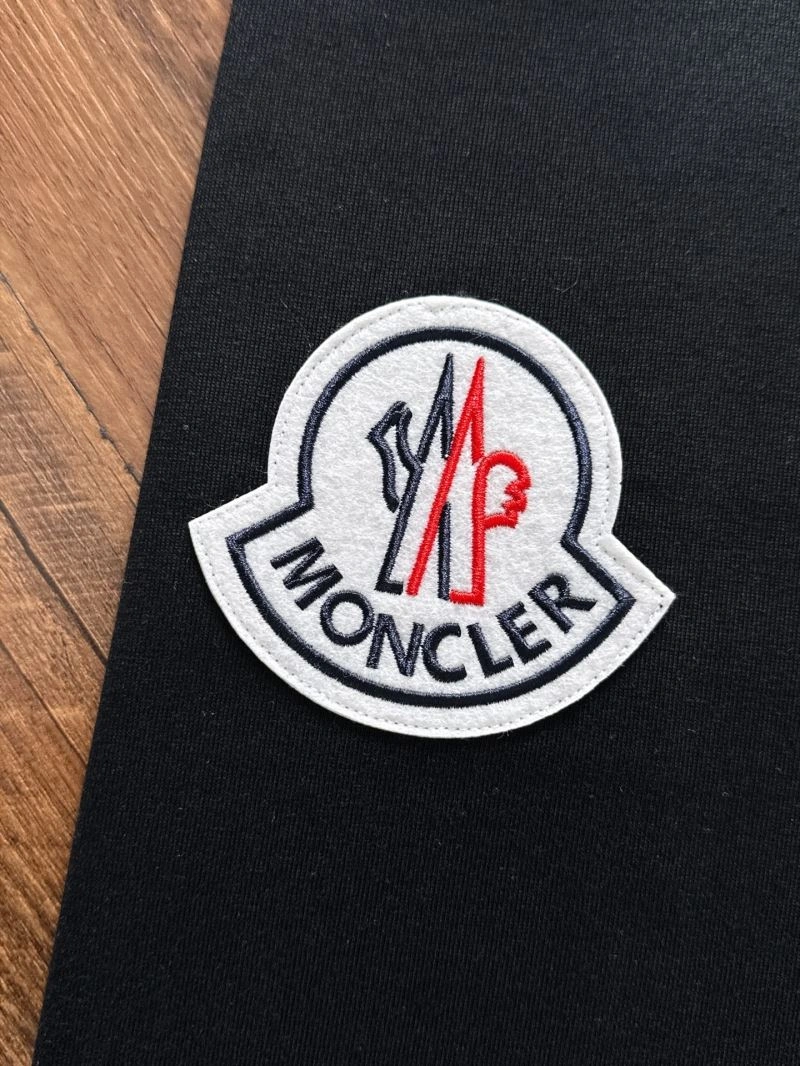 Moncler T-Shirts Minimalist 140917