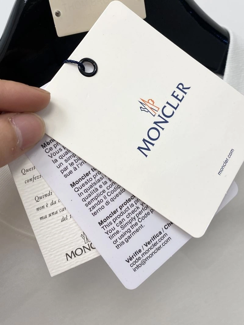 Unisex Moncler T-Shirts 140907