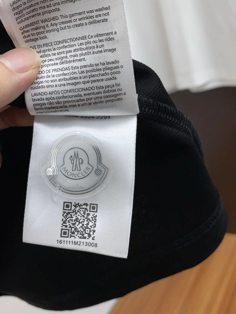 Moncler T-Shirts Popular 140869