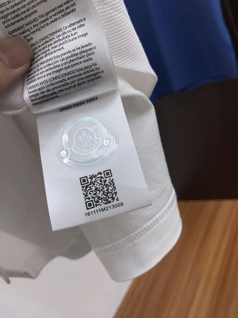 Sporty Moncler T-Shirts 140876