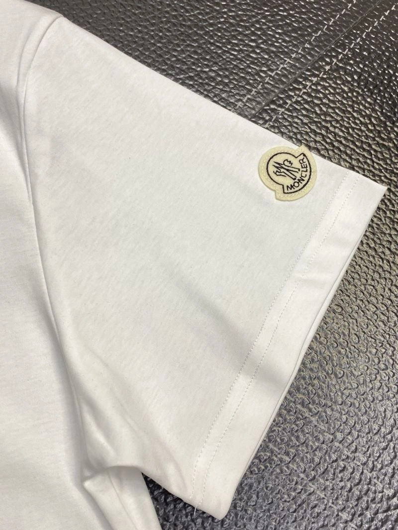 Moncler T-Shirts Affordable 140874