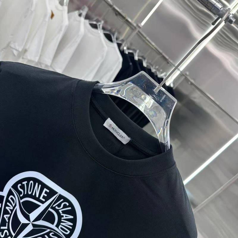 Moncler T-Shirts TimelessDesign 140829