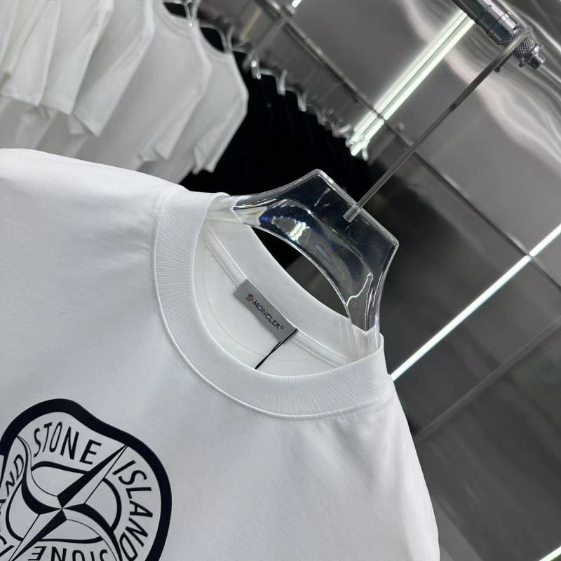 Snug Moncler T-Shirts 140845