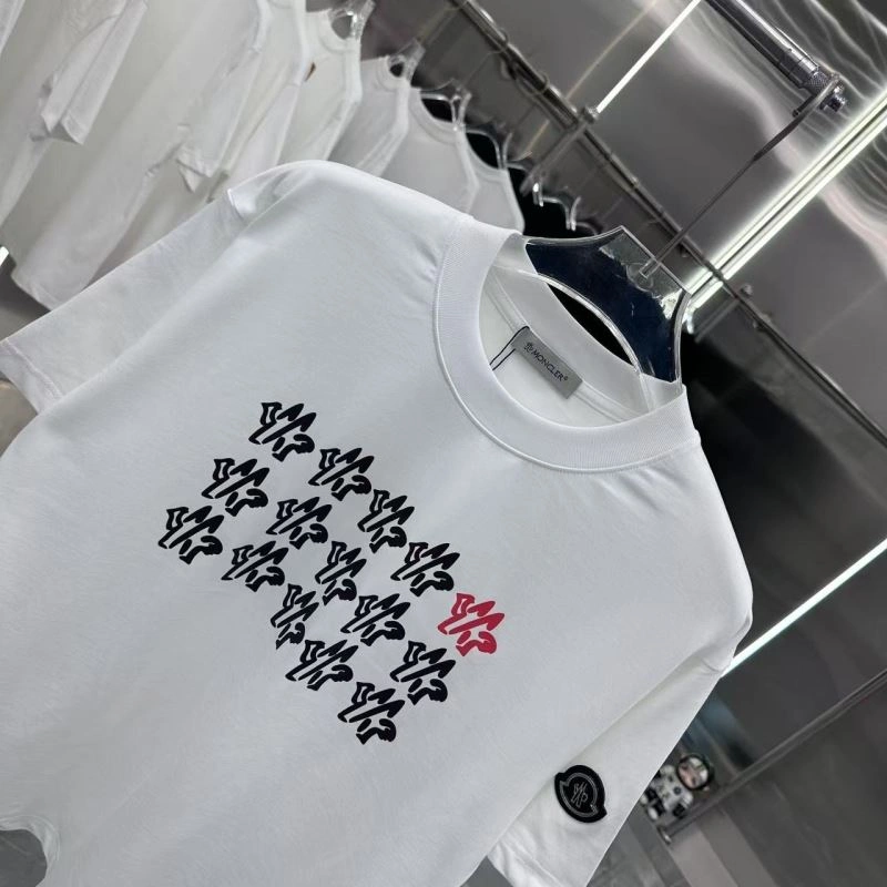 Moncler T-Shirts Neat 140840