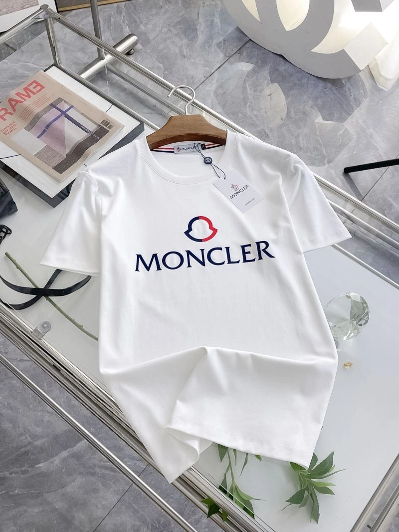 Moncler T-Shirts Bold 140831