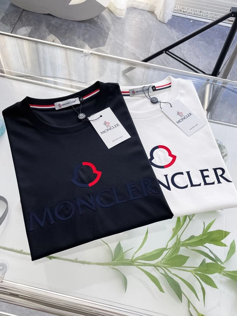 Moncler T-Shirts Bold 140831