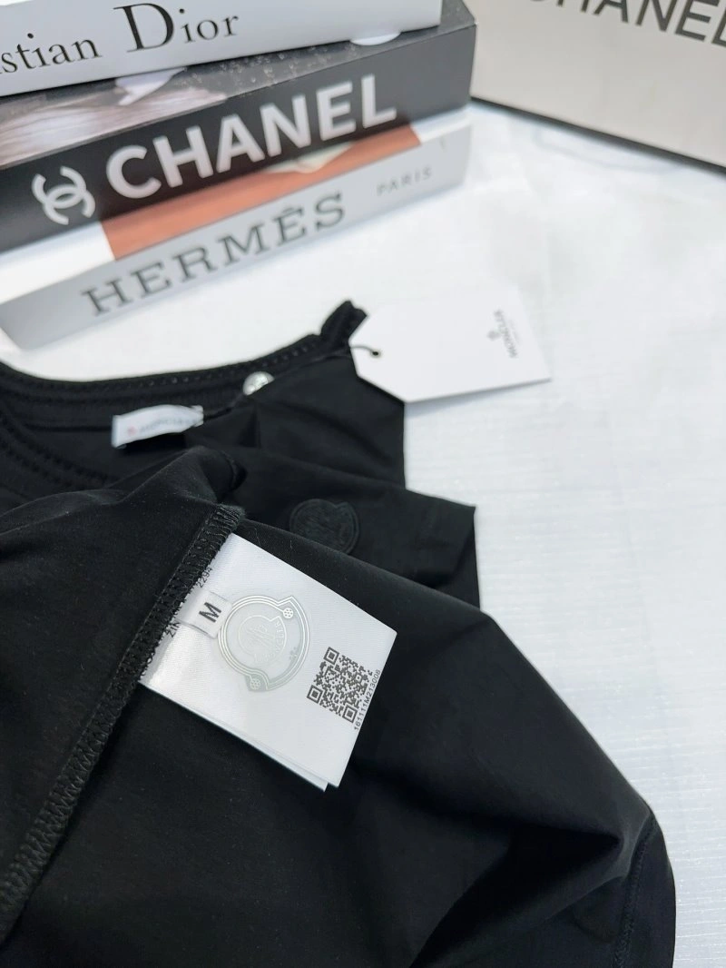 TimelessDesign Moncler T-Shirts 139745