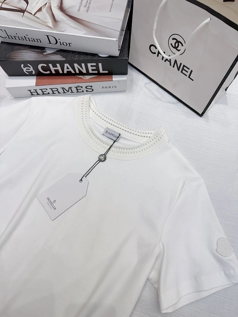 Packable Moncler T-Shirts 139744