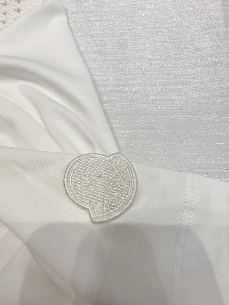 Packable Moncler T-Shirts 139744